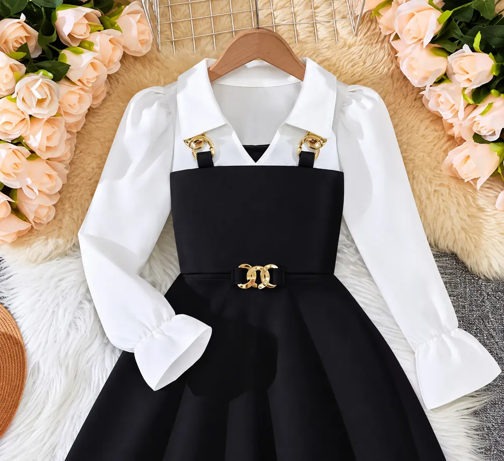 Seti ya Pinafore Nyeusi na Blauzi Nyeupe