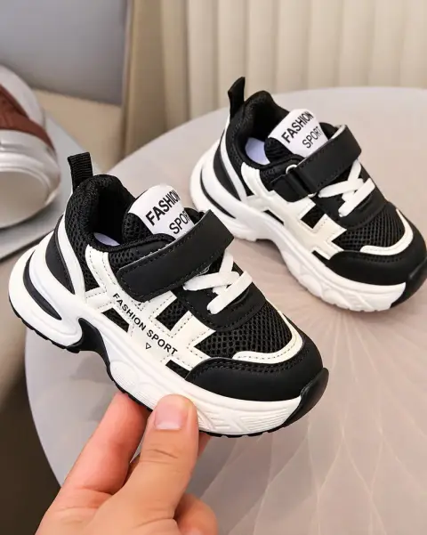 Sneakers za Mikanda Miwili na Soli Nene