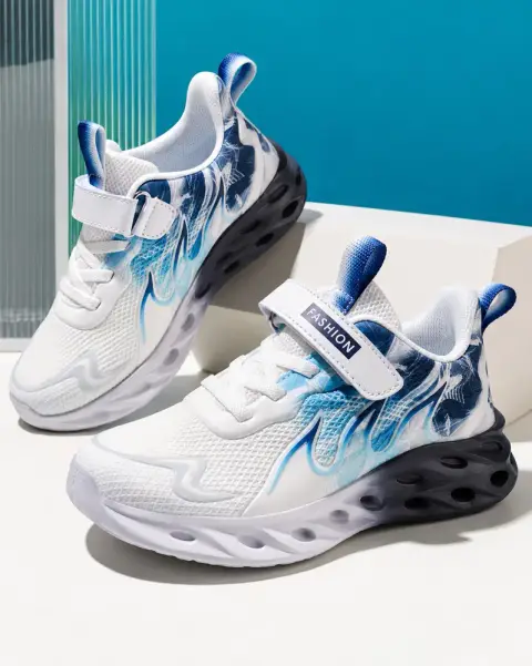 Sneakers za Mkanda zenye Soli ya Umbo la Mashimo