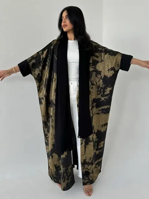 Abaya Nyeusi na Dhahabu ya Majani