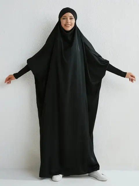 Abaya Nyeusi yenye Mikono Mipana