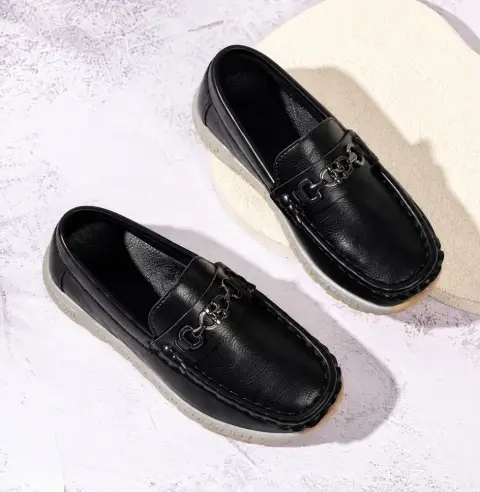 Loafers za Kuchomeka zenye Mshono